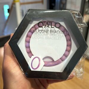 Qalo silicone bracelet